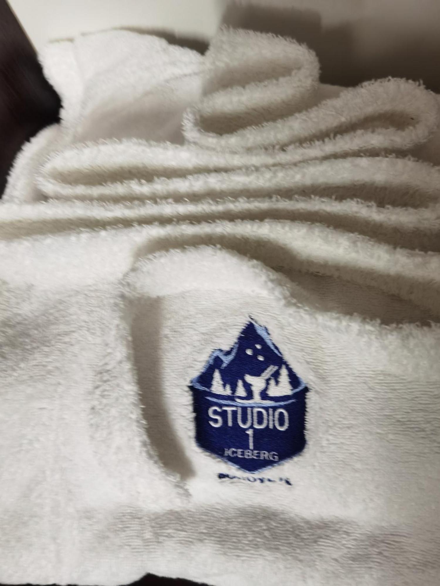 Studio 1 Iceberg โบโรเวทส์ ภายนอก รูปภาพ